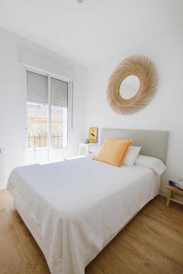 El Botones Nuevo Y Luminoso Apto De Diseno En Lavapies Apartment Madrid Bagian luar foto